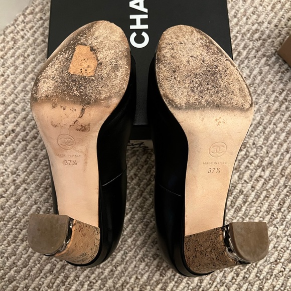 CHANEL BLACK LEATHER PEEP TOE CORK HEEL PUMPS - Picture 8 of 10